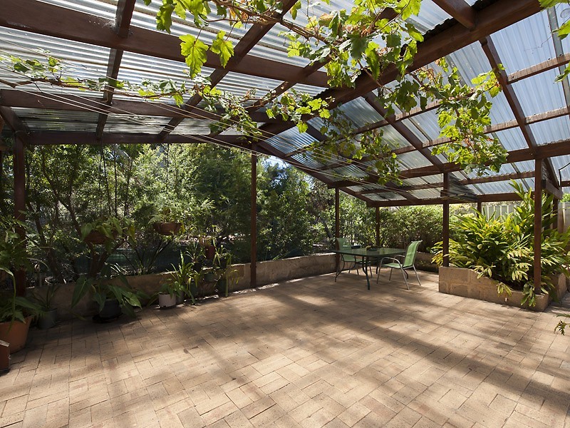 92 Aulberry Parade, Leeming WA 6149