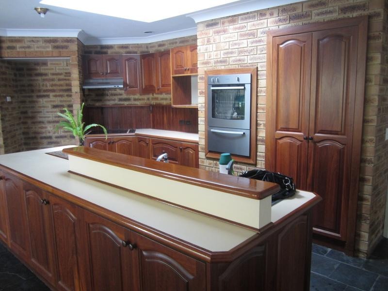 4 Irwin Street, Leeming WA 6149