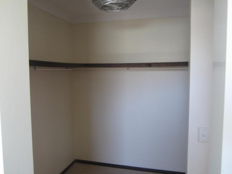 4 Irwin Street, Leeming WA 6149