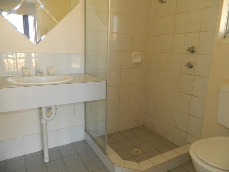 2 Saxon Place, Bateman WA 6150