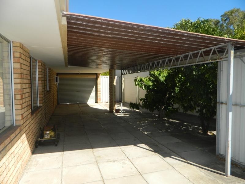 2 Saxon Place, Bateman WA 6150