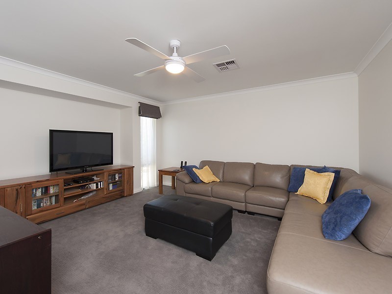 4 Fisher Place, Bull Creek WA 6149