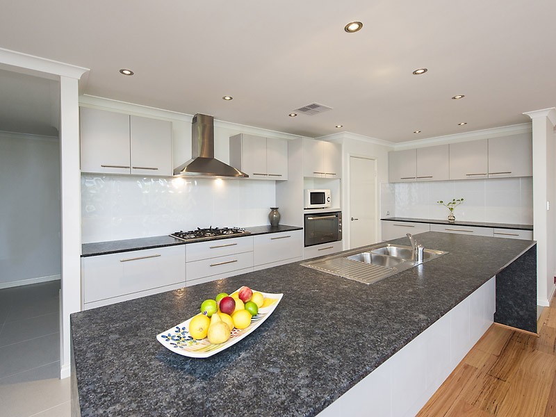 4 Fisher Place, Bull Creek WA 6149
