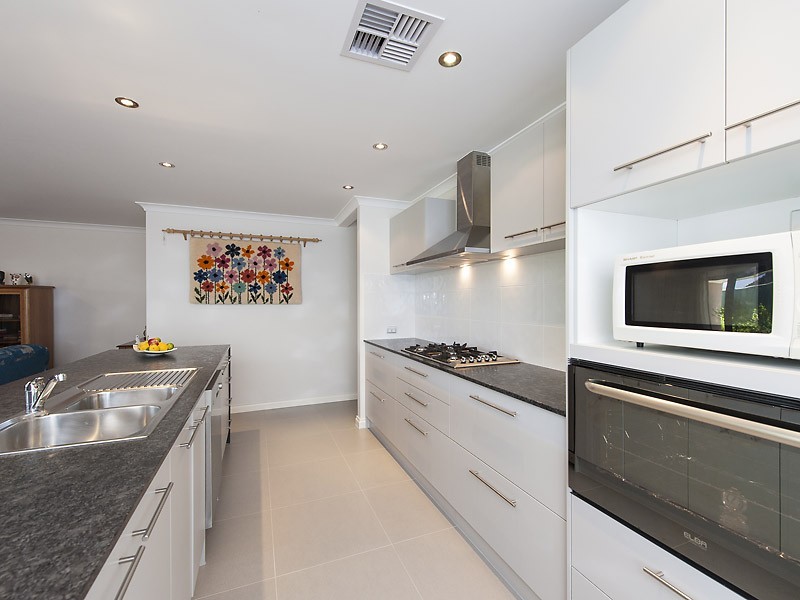 4 Fisher Place, Bull Creek WA 6149