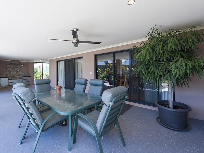 4 Fisher Place, Bull Creek WA 6149