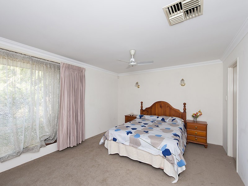 39 Marsengo Road, Bateman WA 6150