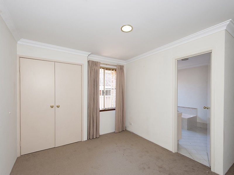 39 Marsengo Road, Bateman WA 6150
