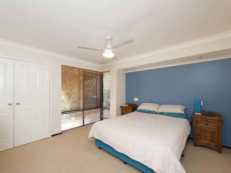 9 Grady Close, Leeming WA 6149