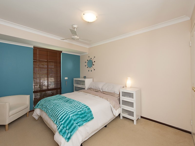 9 Grady Close, Leeming WA 6149