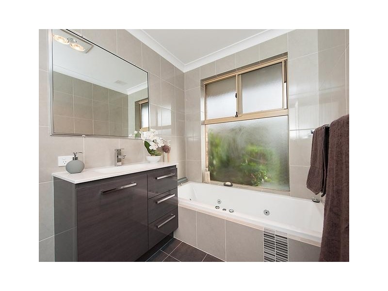 25 Ramsdale Loop, Leeming WA 6149