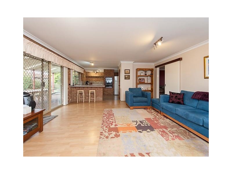 25 Ramsdale Loop, Leeming WA 6149