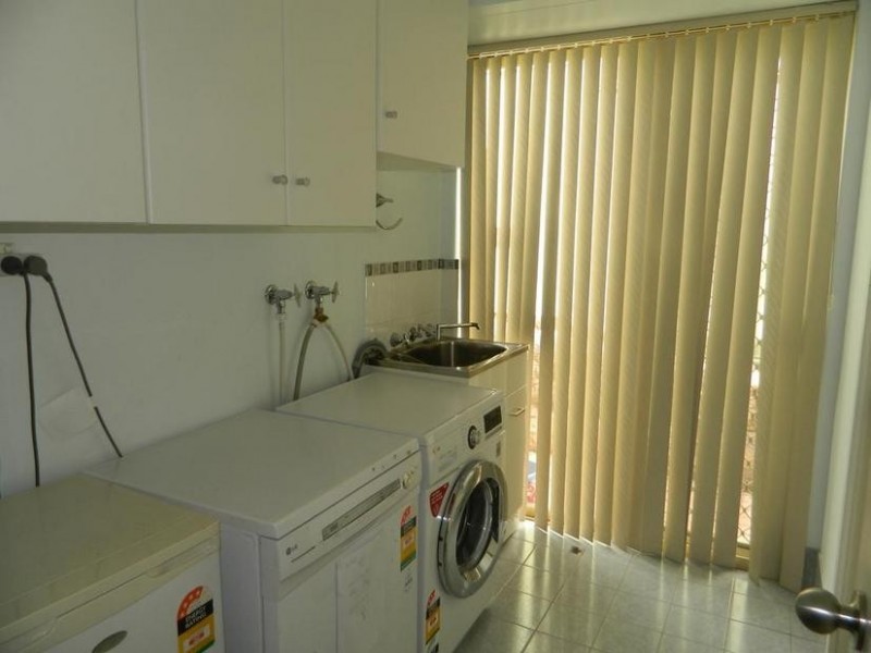 44 Hillock Circle, Leeming WA 6149