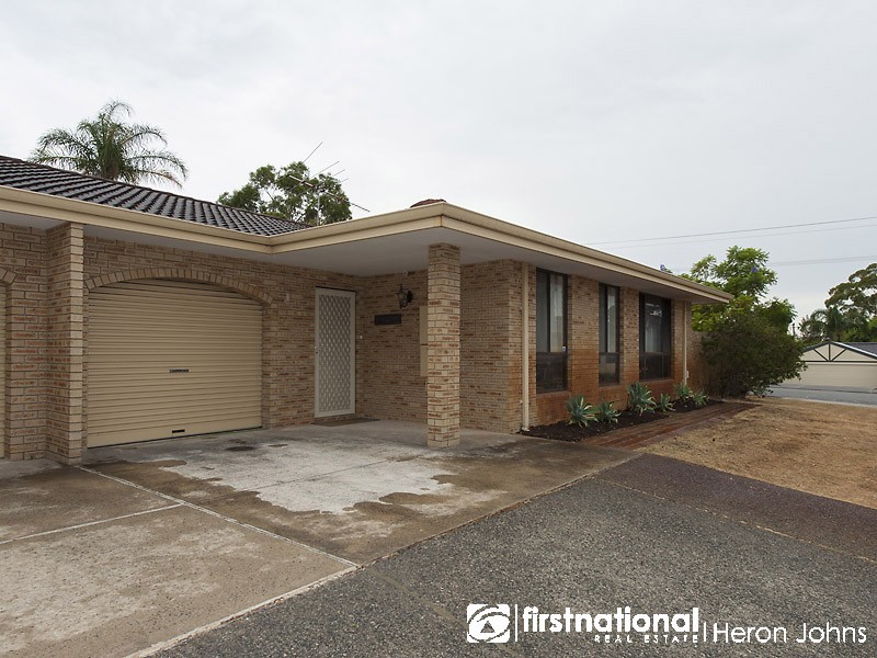 23B Nicholson Loop, Bateman WA 6150