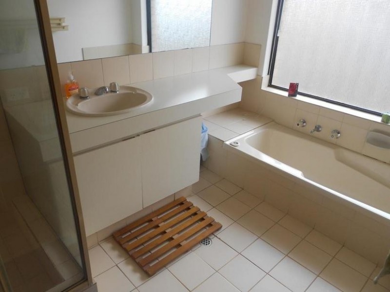 4 Poole Place, Bateman WA 6150