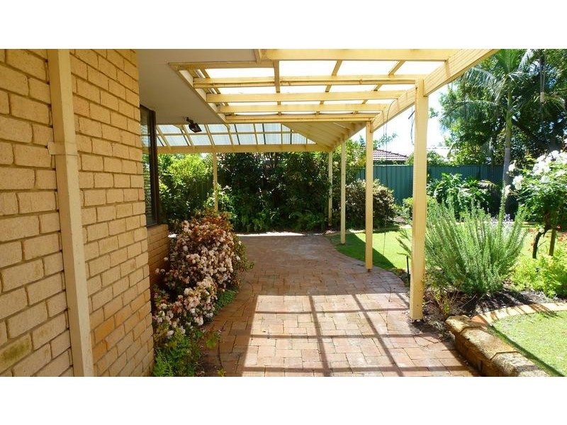 4 Poole Place, Bateman WA 6150