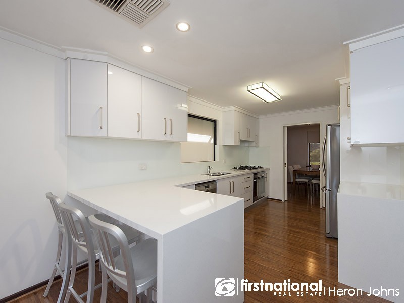 2 Tully Court, Bull Creek WA 6149