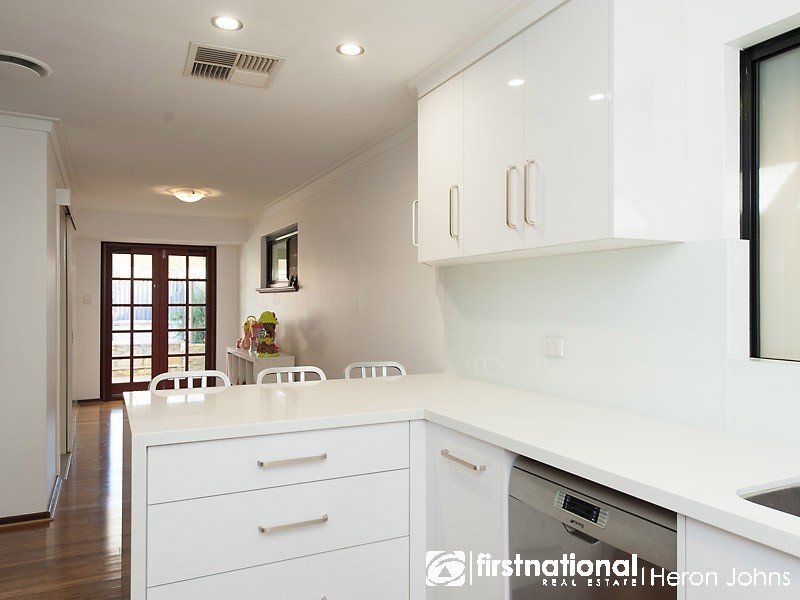 2 Tully Court, Bull Creek WA 6149