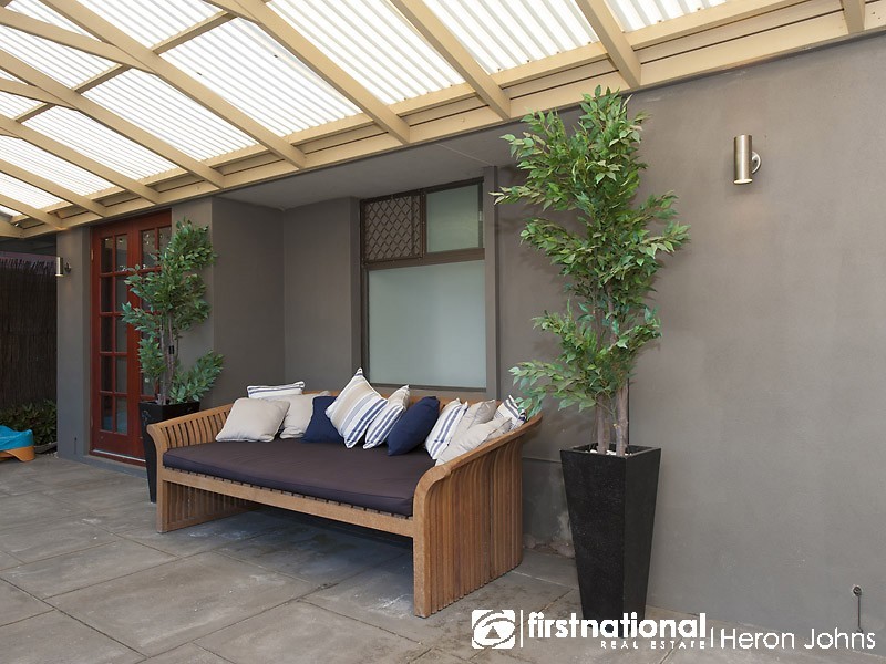 2 Tully Court, Bull Creek WA 6149