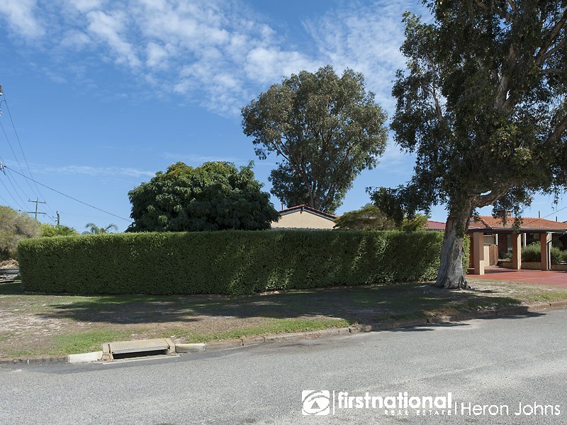 5 Parry Avenue, Bateman WA 6150