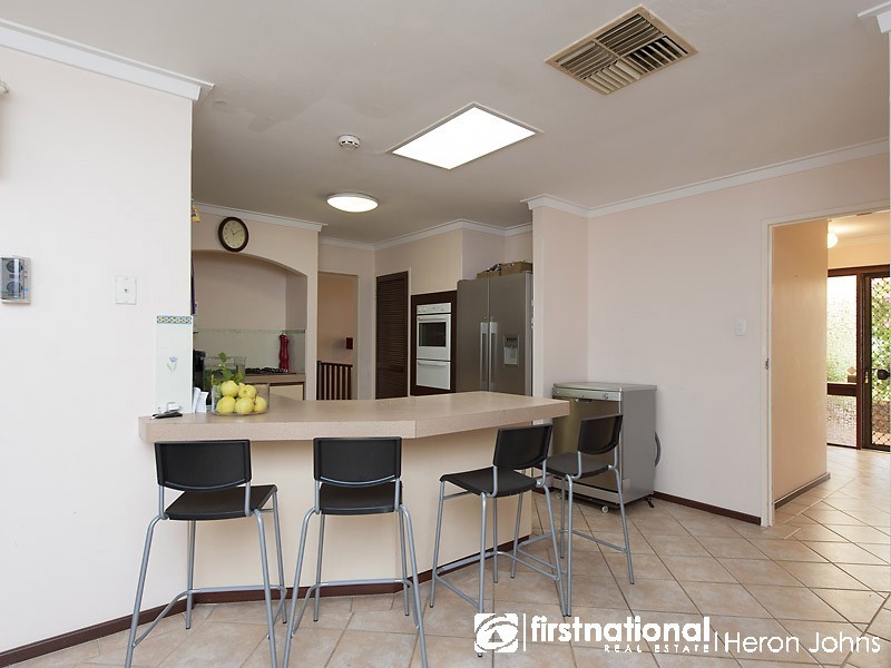 124 Darley Circle, Bull Creek WA 6149