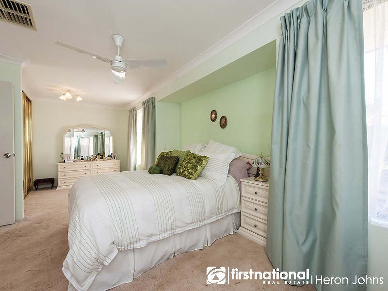 2 Burren Gate, Willetton WA 6155