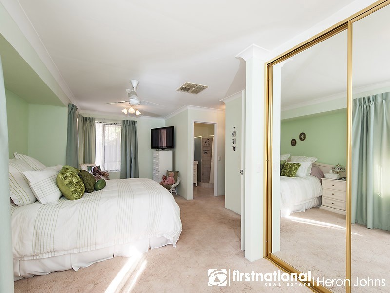 2 Burren Gate, Willetton WA 6155