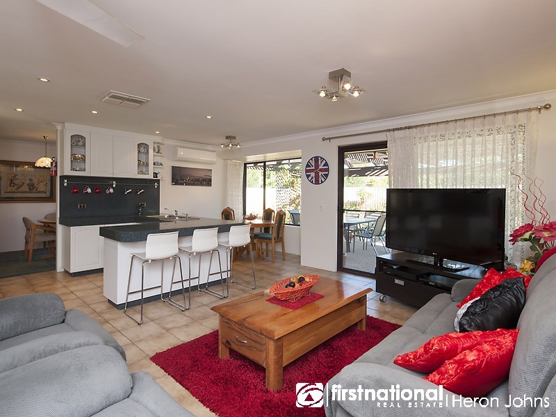2 Burren Gate, Willetton WA 6155