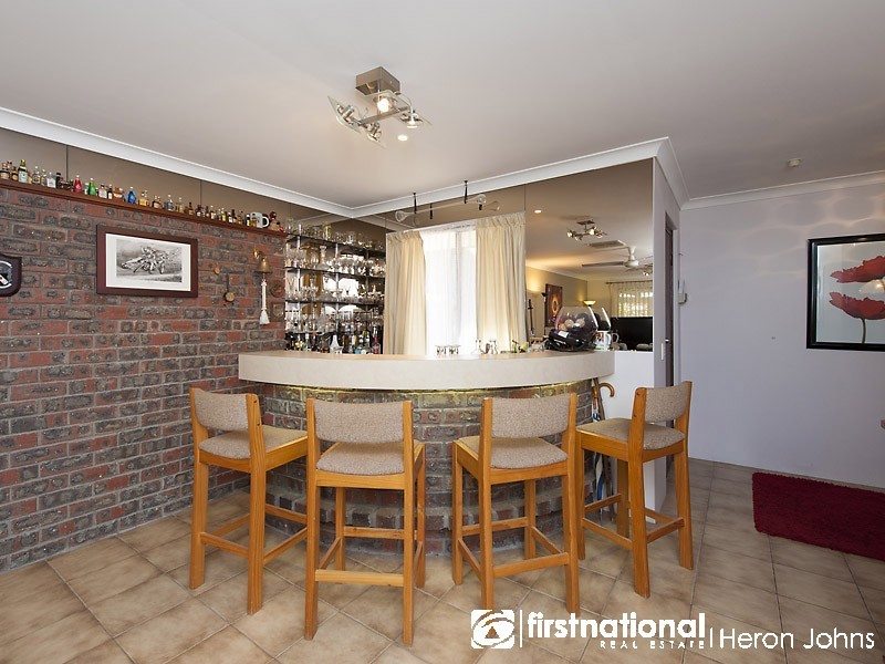 2 Burren Gate, Willetton WA 6155
