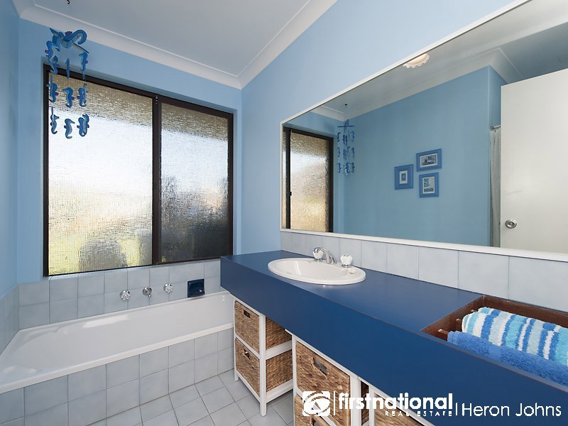 2 Burren Gate, Willetton WA 6155