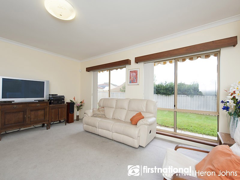 6 Kingston Place, Kardinya WA 6163