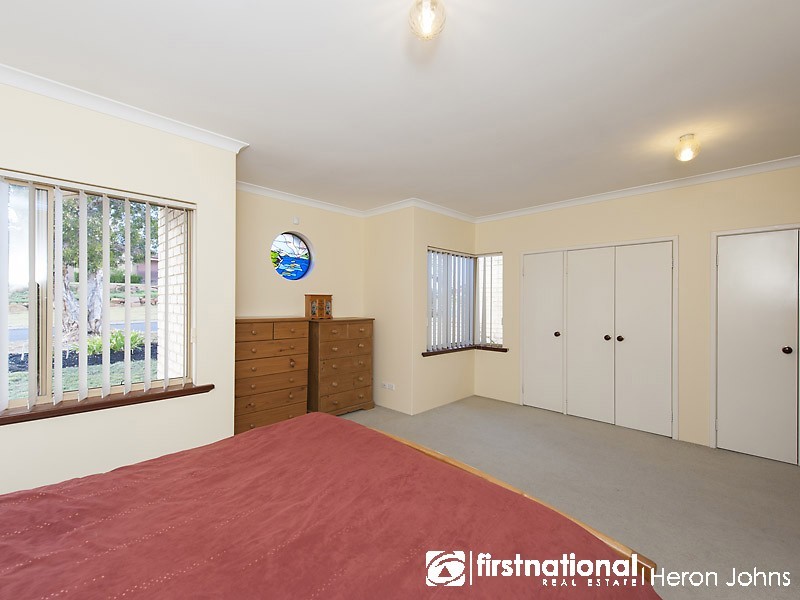 6 Kingston Place, Kardinya WA 6163