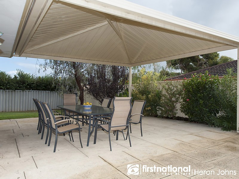 6 Kingston Place, Kardinya WA 6163