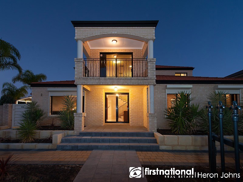 2 Arrowgrass Road, Canning Vale WA 6155