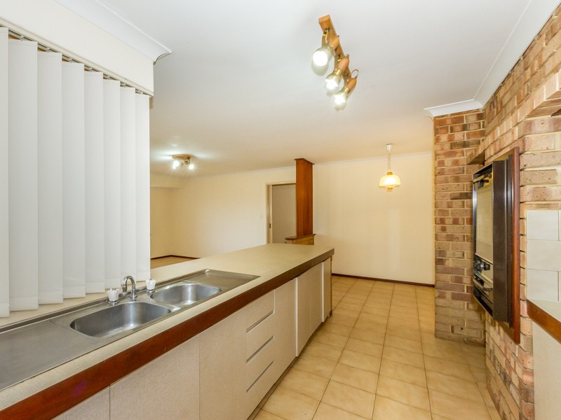 6 Maquire Way, Bull Creek WA 6149