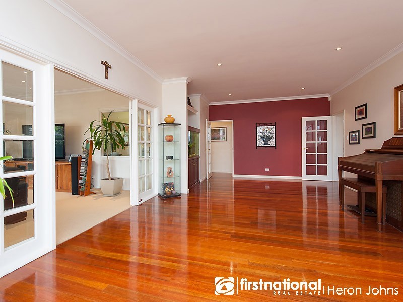 6 Spigl Way, Bateman WA 6150