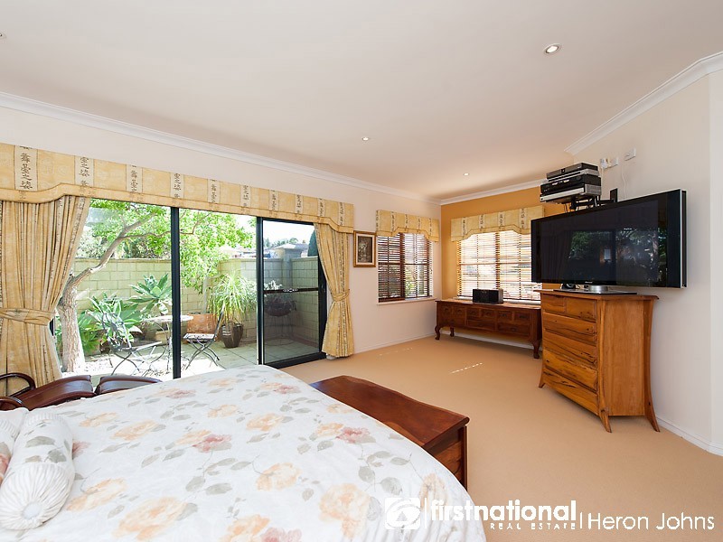 6 Spigl Way, Bateman WA 6150