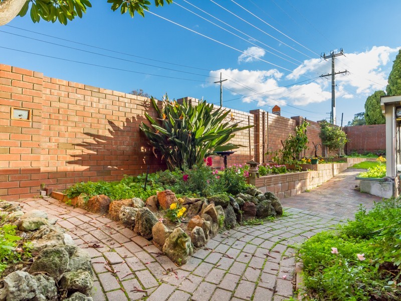1A Hogarth Way, Bateman WA 6150