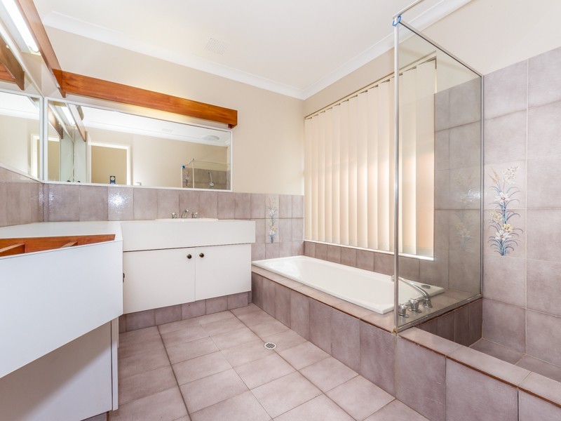 21 Sellars Way, Bull Creek WA 6149