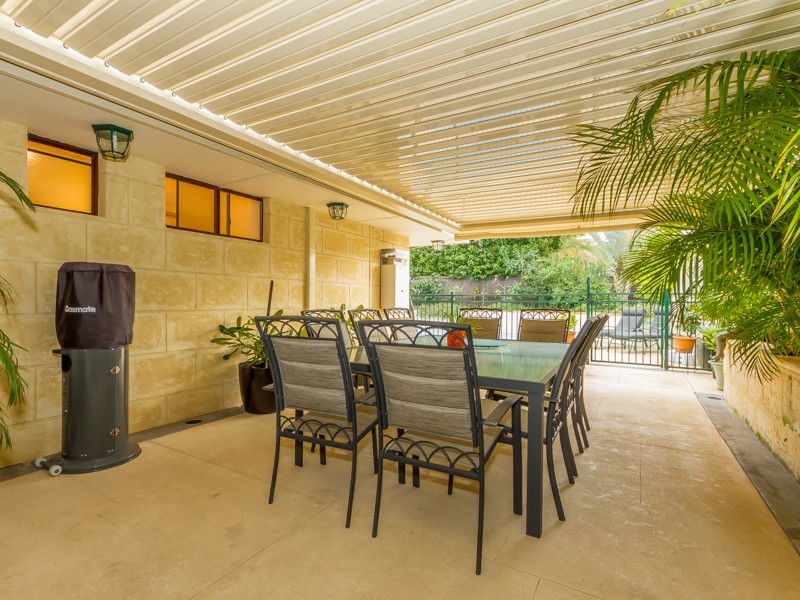 43 Wheatley Drive, Bull Creek WA 6149