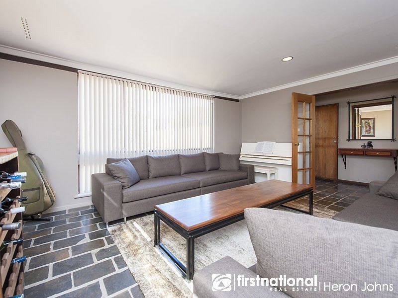 5 Parry Avenue, Bateman WA 6150