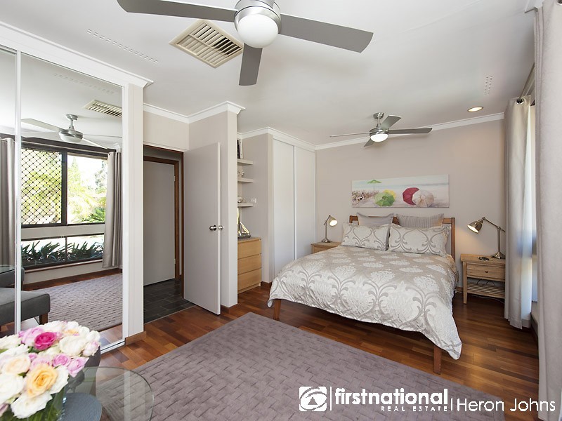 5 Parry Avenue, Bateman WA 6150