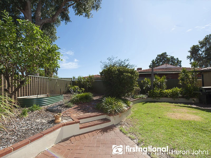 5 Parry Avenue, Bateman WA 6150