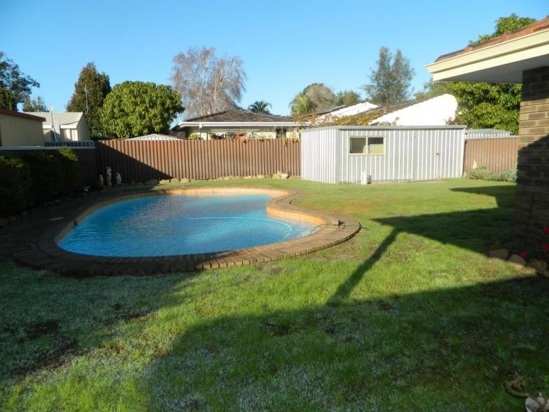 4 Callaway Street, Bull Creek WA 6149