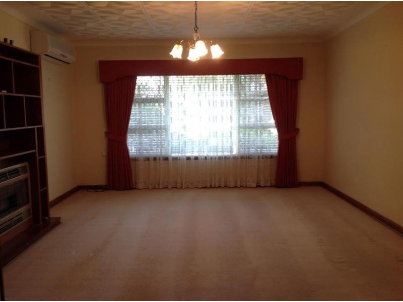 9 Cooke Street, Hilton WA 6163