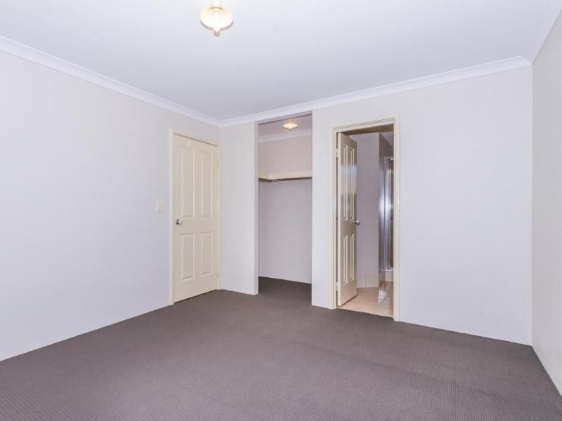 8A Sarah Close, Canning Vale WA 6155