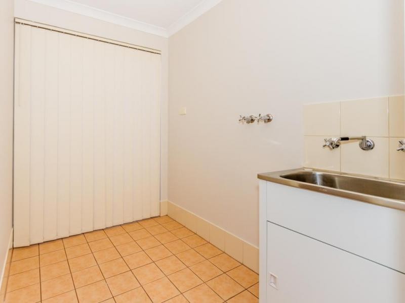 8A Sarah Close, Canning Vale WA 6155