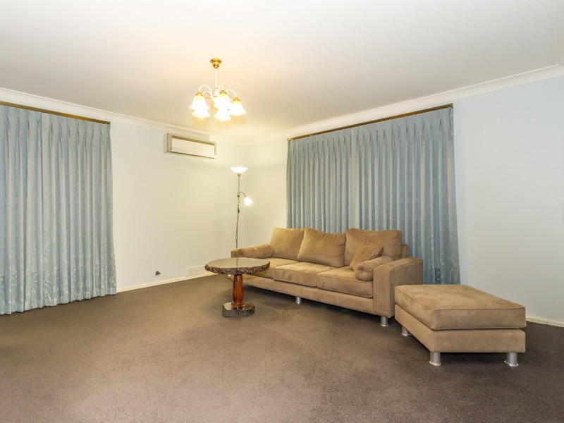 1A Hogarth Way, Bateman WA 6150