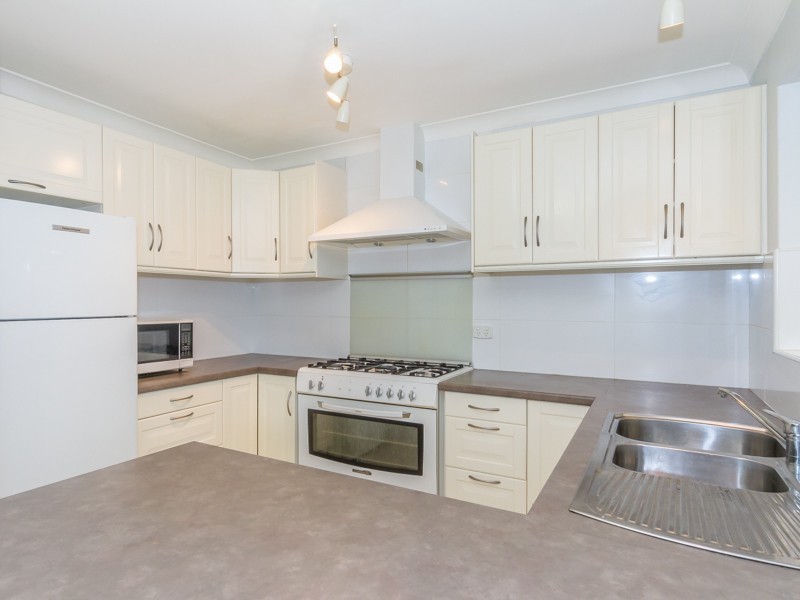 1A Hogarth Way, Bateman WA 6150