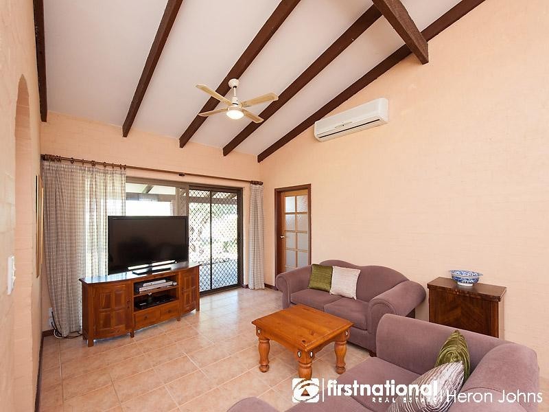 12 Whittaker Crescent, Bull Creek WA 6149