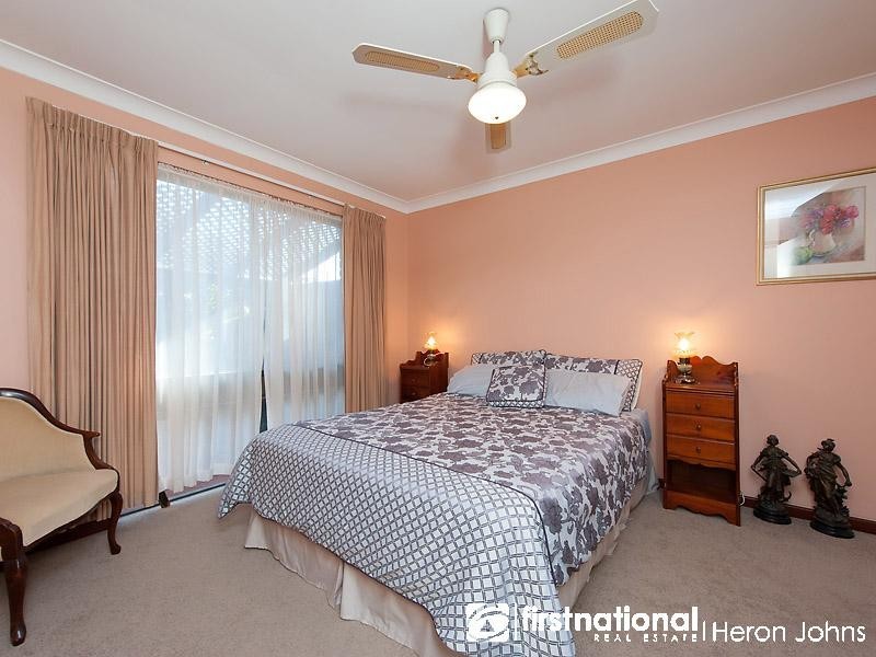 12 Whittaker Crescent, Bull Creek WA 6149